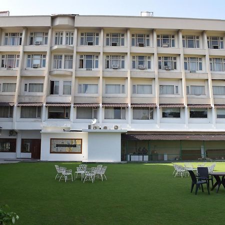 Hotel Ambica Katra Katra  Buitenkant foto