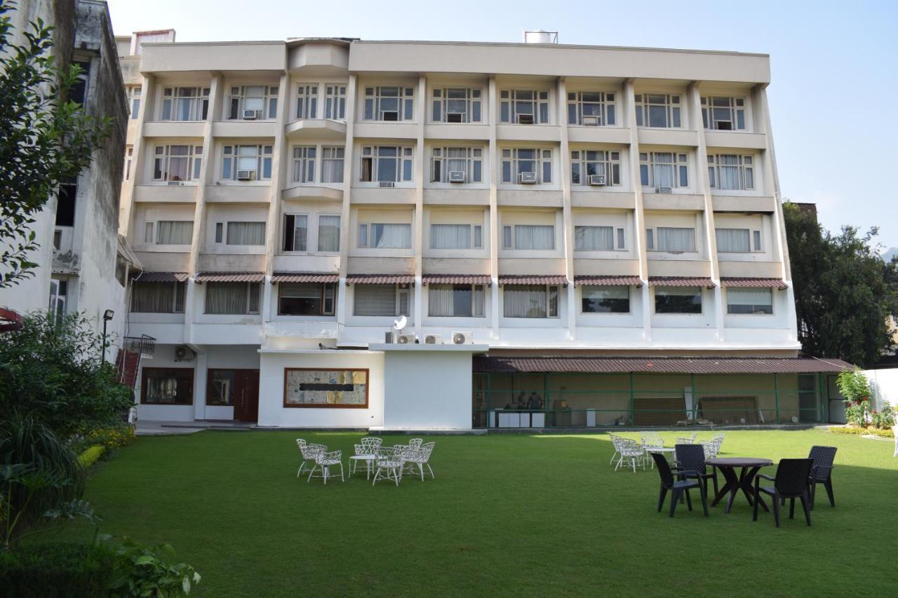 Hotel Ambica Katra Katra  Buitenkant foto