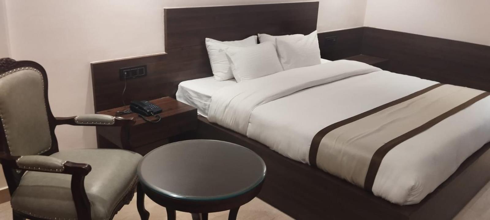 Hotel Ambica Katra Katra  Buitenkant foto