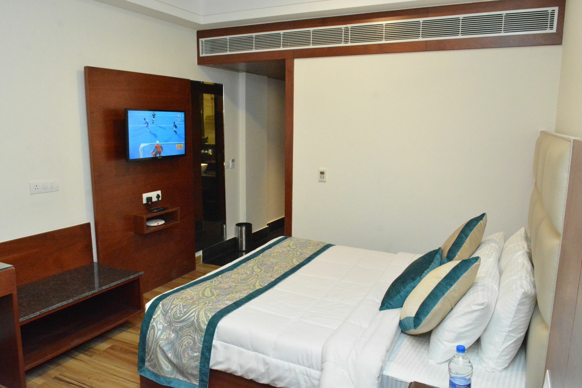 Hotel Ambica Katra Katra  Buitenkant foto